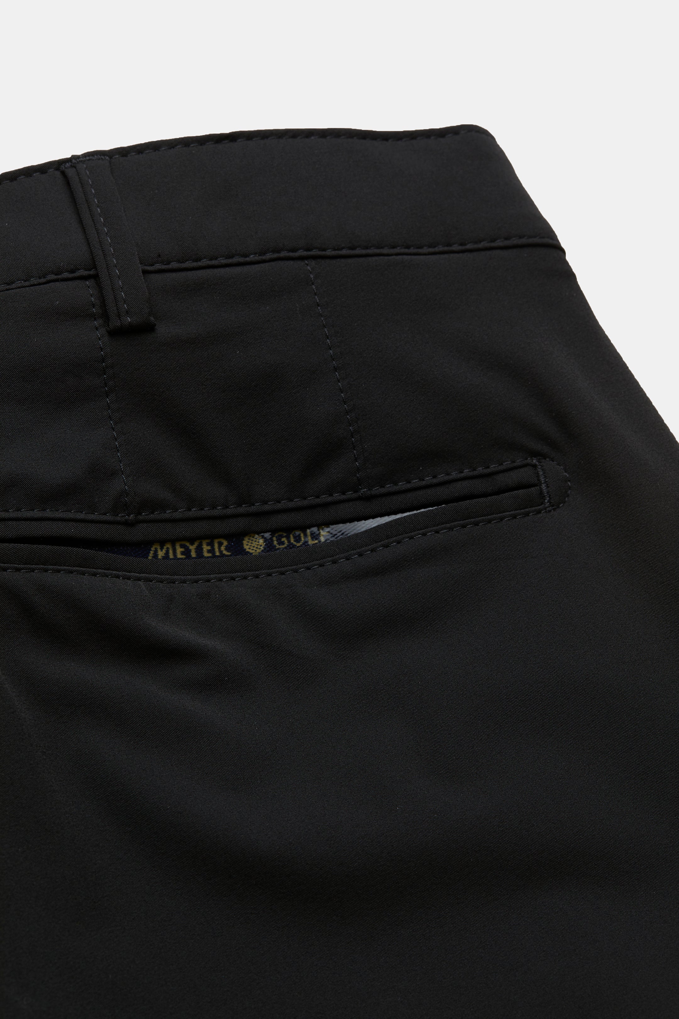 B-St. Andrews 1-8070 GOLF • SHORT
