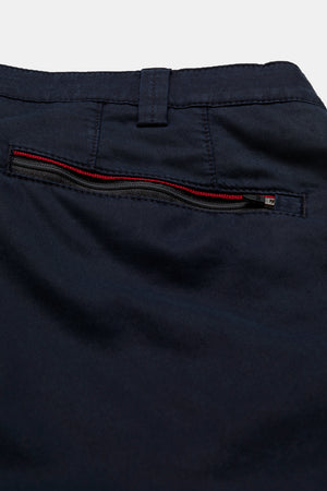 B-Arran 1-8070 ACTIVE • SHORT