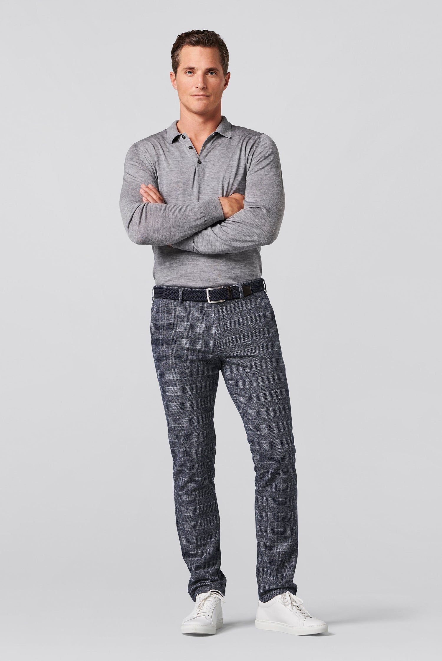 Bonn 2-8606 LUXURY PRINCE-OF-WALES