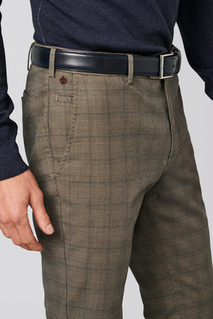 Tokyo 2-5590 PRINCE OF WALES