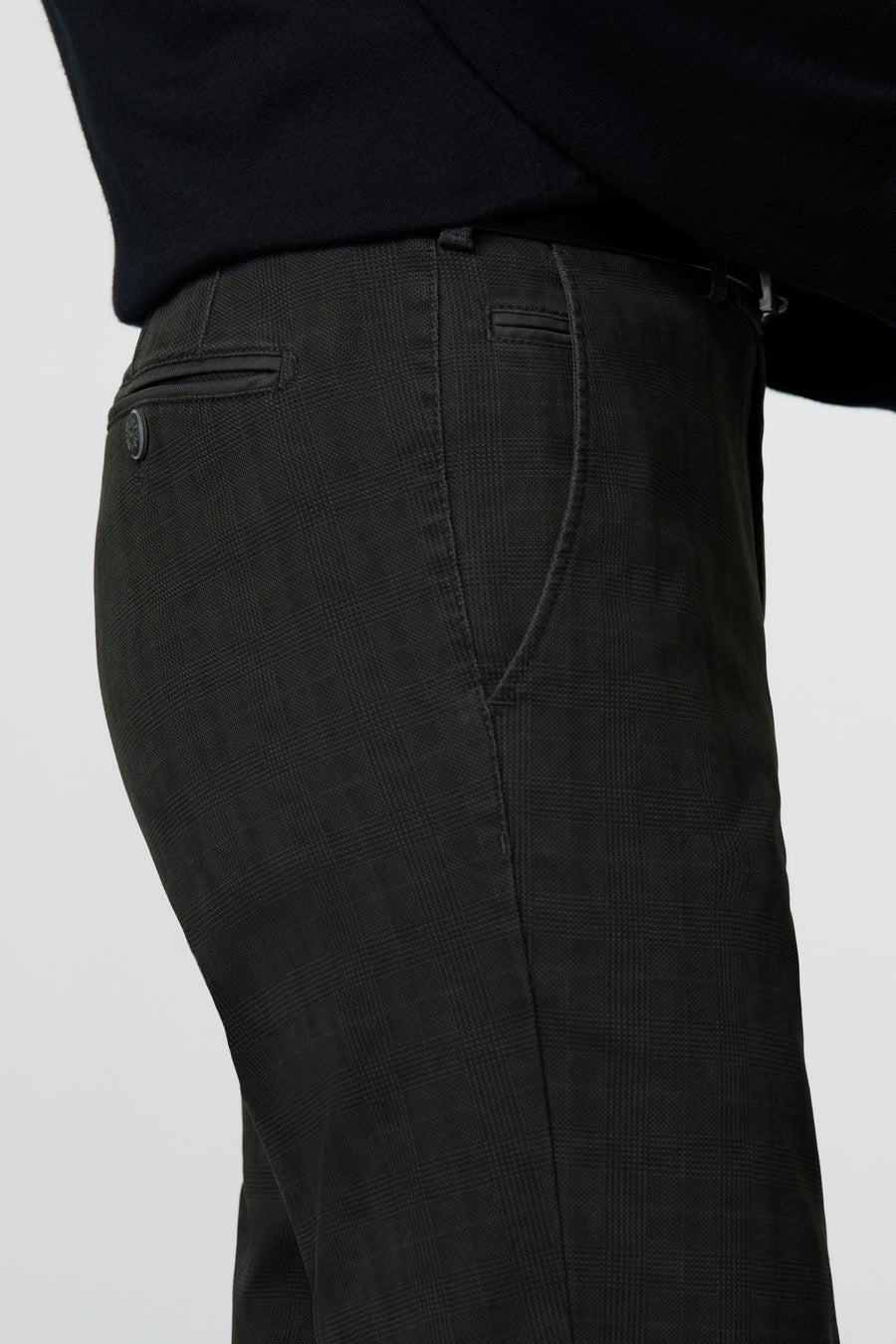 Bonn 2-5621 SUBTLE CHECK