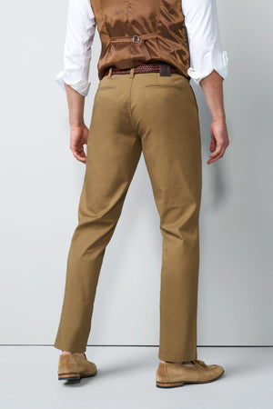 CHINO 1-6010 ULTRA-LIGHTWEIGHT, FUNCTIONAL CHINOS