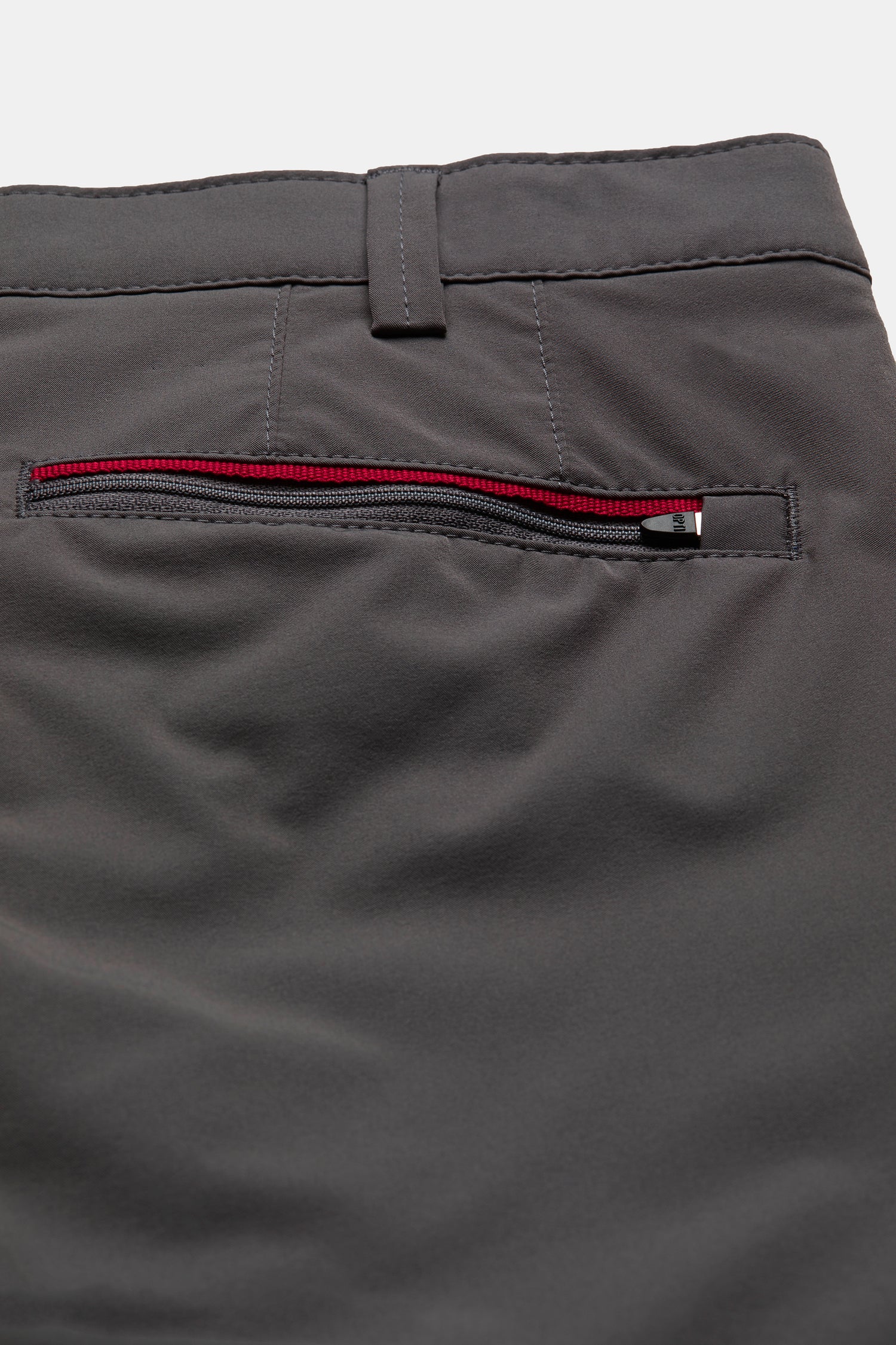 B-Arran 1-8070 ACTIVE • SHORT