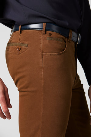 Dublin 2-5582 MICRO STRUCTURE ∙ SWING POCKET