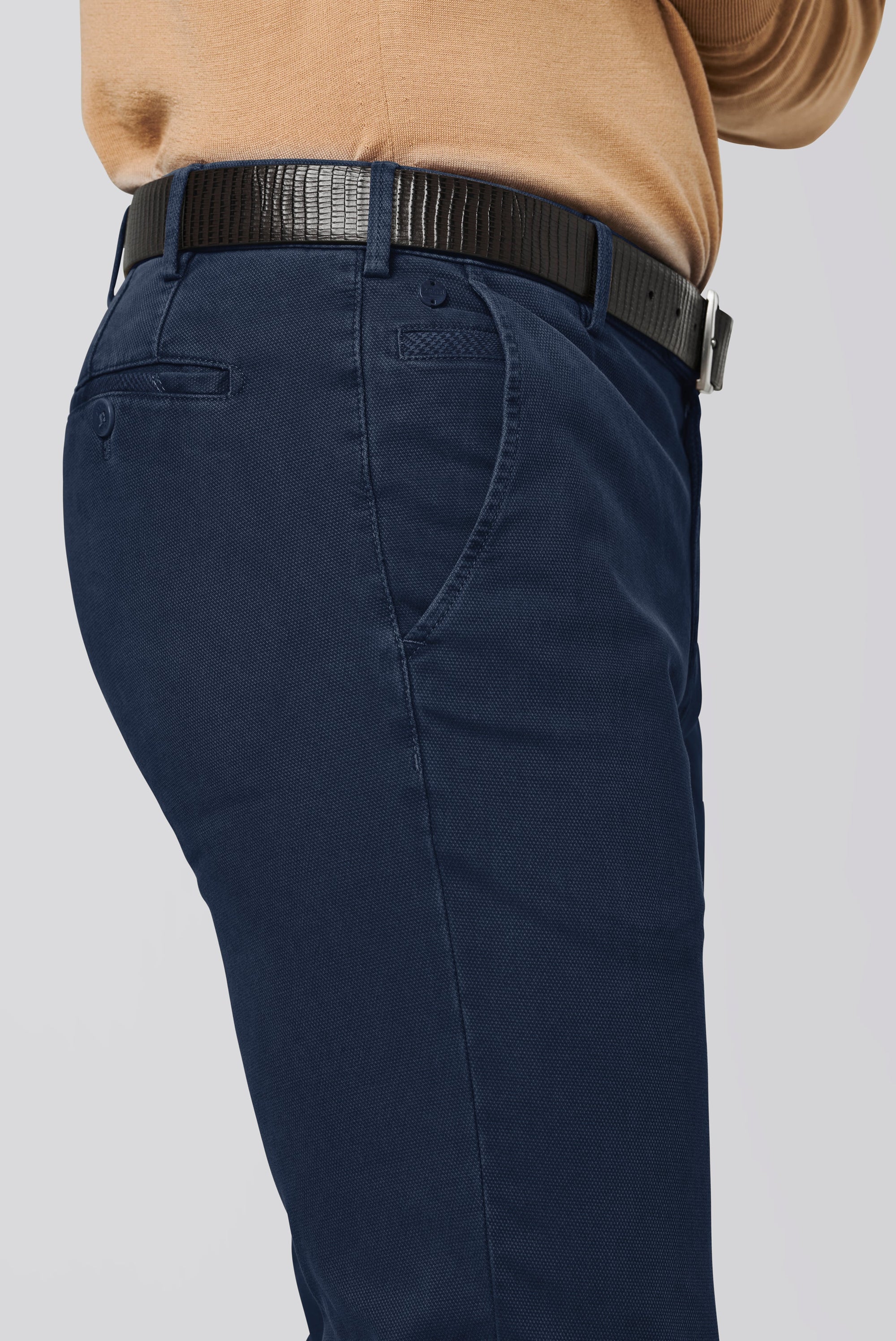 Tokyo 2-5582 MICRO STRUCTURE ∙ CHINO