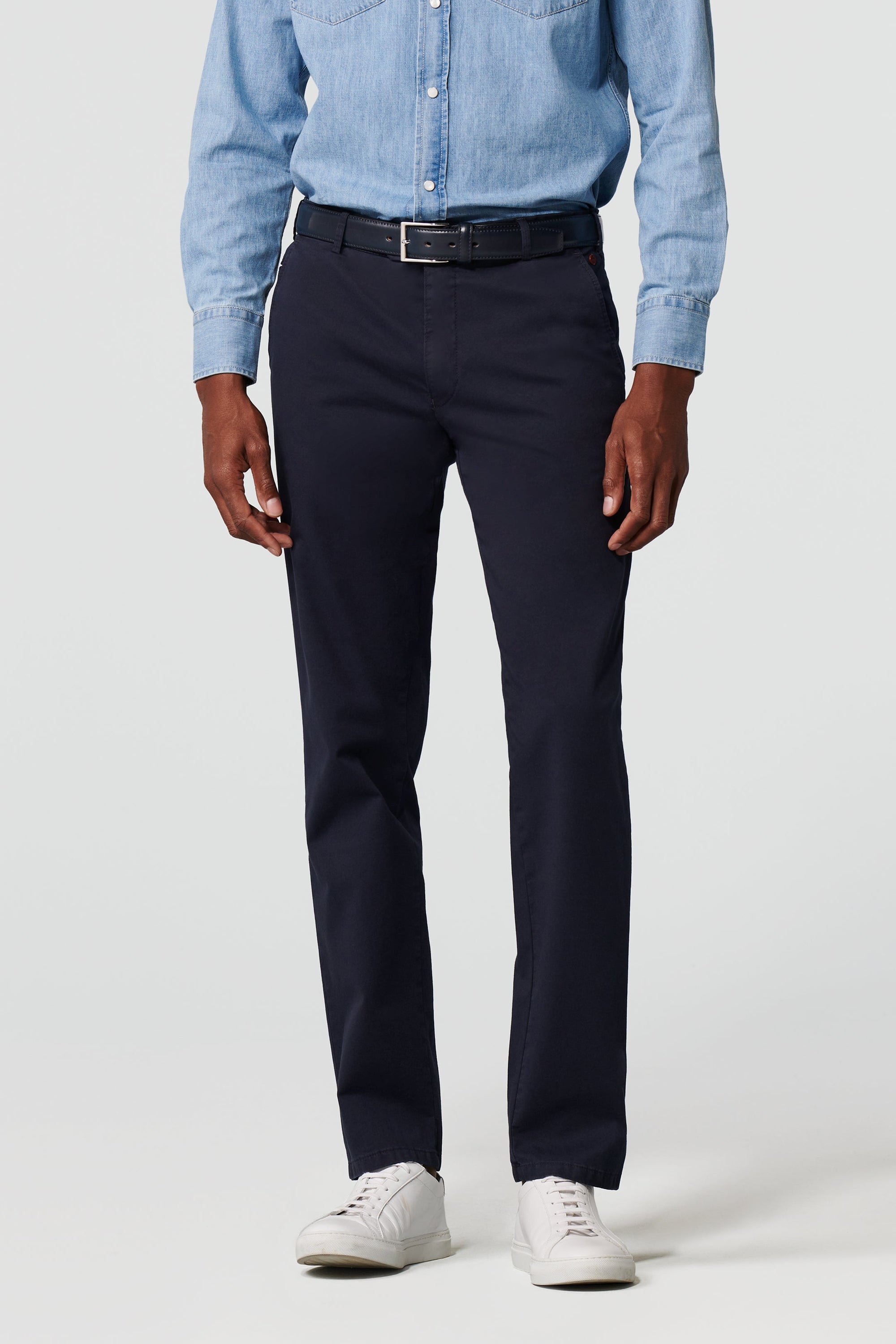 Bonn 9-3004 MODERN CHINO