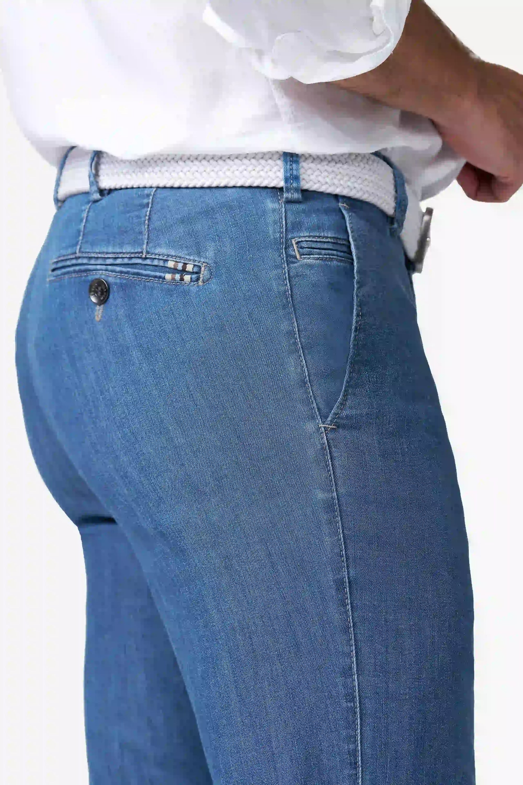 Bonn 1-4020 ULTRA-LIGHTWEIGHT JEANS